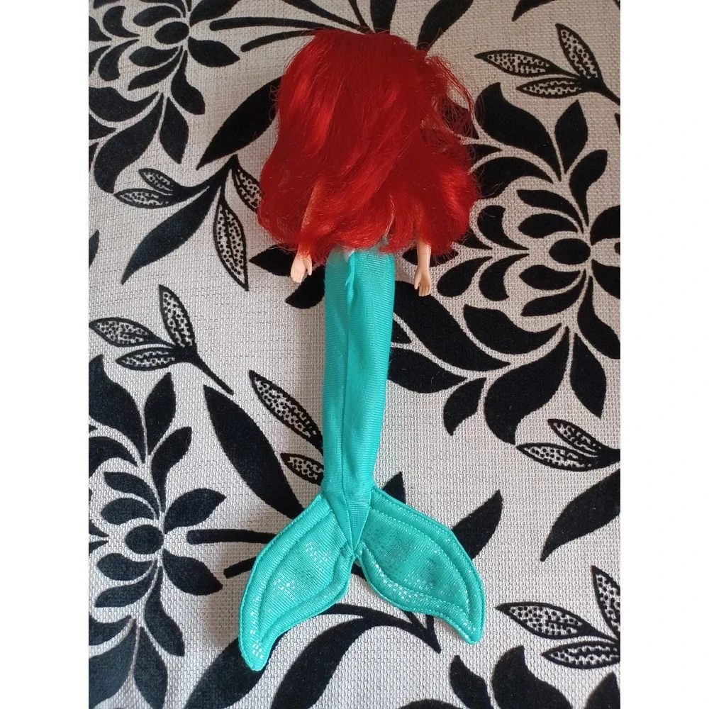 Vintage Ariel From The Little Mermaid Barbie Fashion Doll Toy Collectible